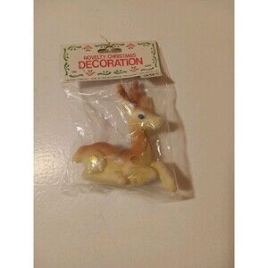 Vintage Novelty Christmas Decorations And  Ornamrnt Kit And  Christmas Balls Lot